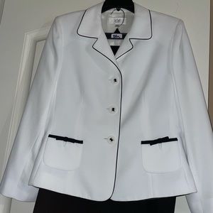 Women’s casual skirt suit set size 16p